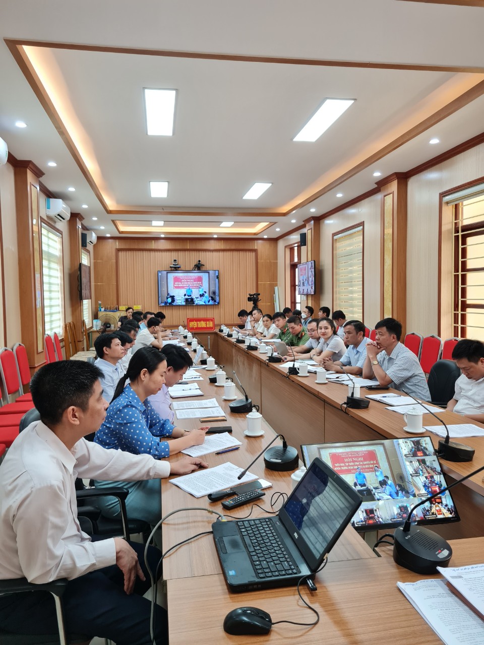 Lãnh đạo, chuyên viên phòng Quản lý CNTT, Sở Thông tin và truyền thông Thanh Hóa